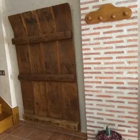 Isabel * Villaflores