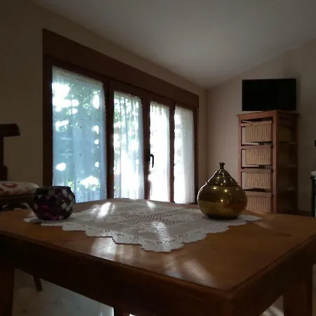 Isabel * Villaflores