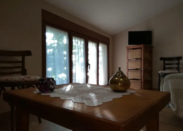 Isabel * Villaflores